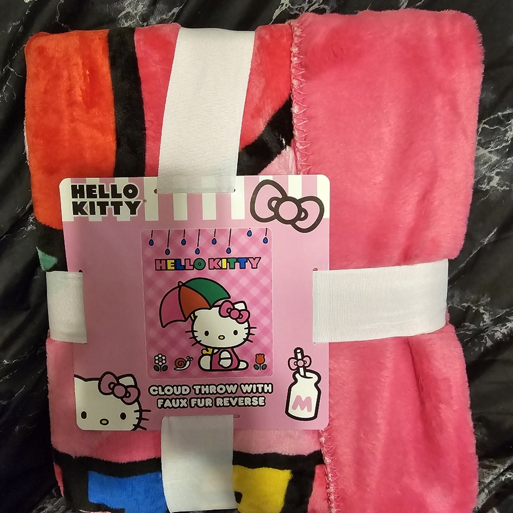Hello kitty blanket